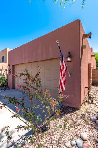 223 Fresno Spring Way, Tucson, AZ 85748-7052