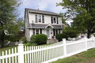 47 Walter Ave, Norwalk, CT 06851-5337