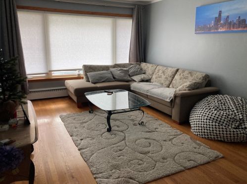 5554 Parkside Ave, Chicago, IL 60638-2815