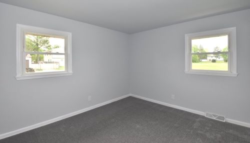 3942 Troy Ave, Milwaukee WI 53235-4826 exterior