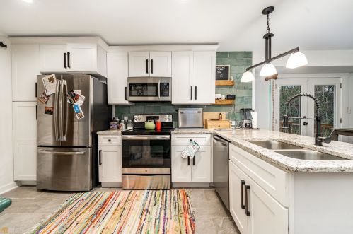 2930 Eleanor Ter, Atlanta GA  30318-6014 exterior