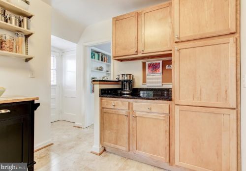 9512 Saybrook Ave, Silver Spring MD 20901-3034 exterior