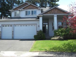 316 Quincy Ave, Seattle, WA 98059-4568