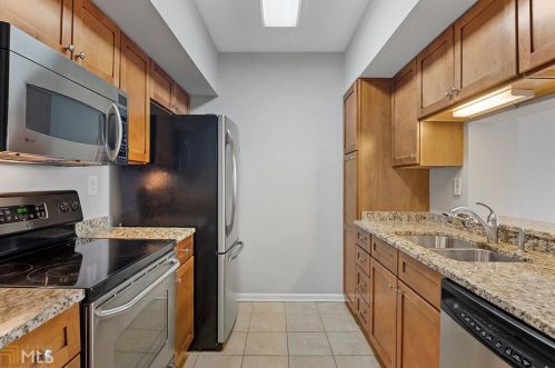 275 13th St, Atlanta GA 30309-3618 exterior