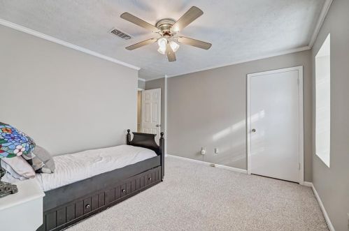 3 Iron Bound Pl, Atlanta GA 30318-1424 exterior