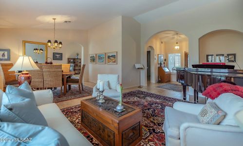 65872 Rocky Path Dr, Tucson AZ 85739-1624 exterior