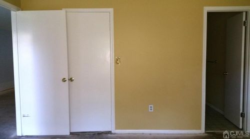 405 Porter Way, Bridgewater NJ 08807-3537 exterior