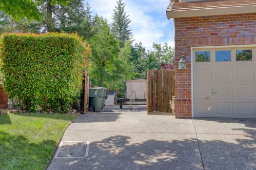 127 Conductor Way, Folsom CA 95630-8022 exterior