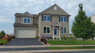 1981 Schoolmaster Dr, Chaska, MN 55318-4554