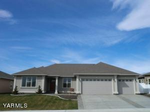 214 92 Ave, Yakima WA  98908-9362 exterior