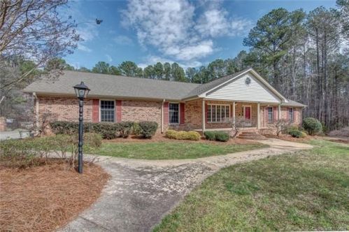 2903 Sparrow Springs Rd, Gastonia, NC 28052-9230