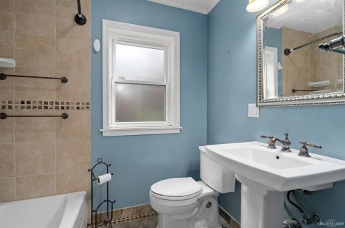 6209 Kostner Ave, Chicago IL 60652-3541 exterior