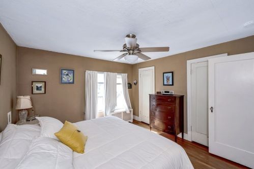 78 Nevins Ave, Springfield MA 01106-3120 exterior