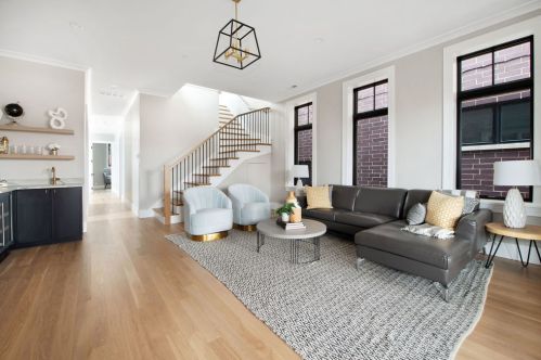 1928 Cleveland Ave, Chicago IL 60614-3749 exterior