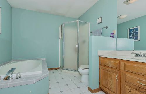 8902 Burton Rd, Bull Valley IL 60097-8202 exterior