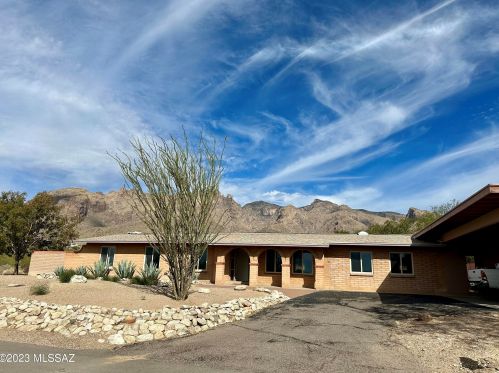 3553 Lizard Rock Pl, Tucson, AZ 85718-2205