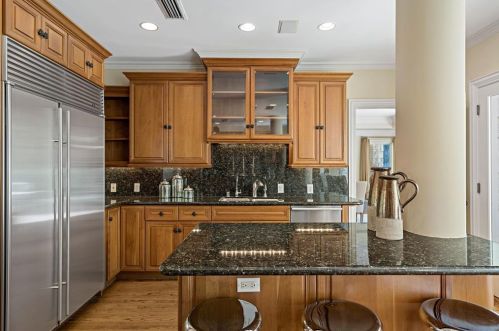 5300 Deloache Ave, Dallas TX  75220-2216 exterior