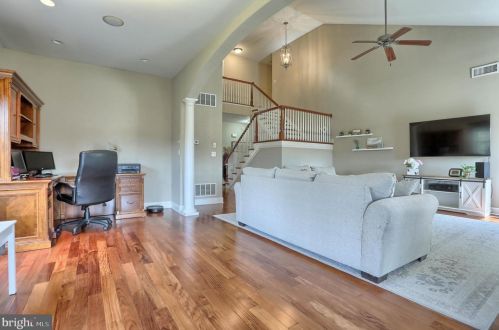 1110 Cord Dr, Hummelstown PA 17036-6815 exterior