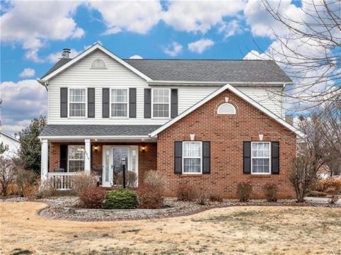 6818 Stoney Creek Dr, Edwardsville, IL 62025-3011