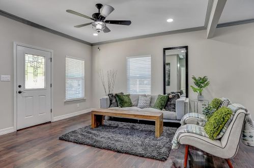 415 Hull St, Denison TX 75020-5124 exterior