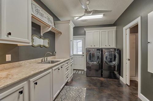 18933 Hbr Side Blvd, Montgomery TX 77356-3224 exterior