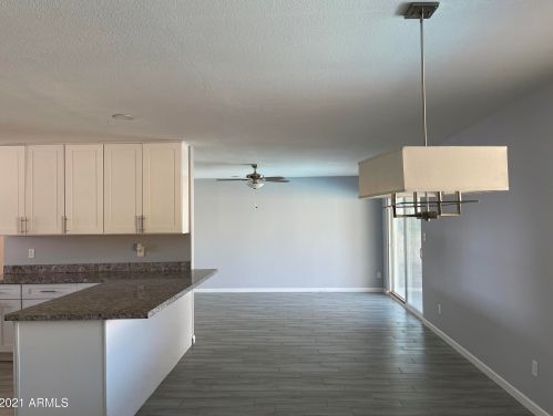 8838 42nd Ave, Phoenix AZ 85053-5306 exterior