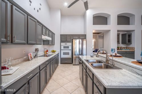 631 Edith Ct, Chandler AZ exterior