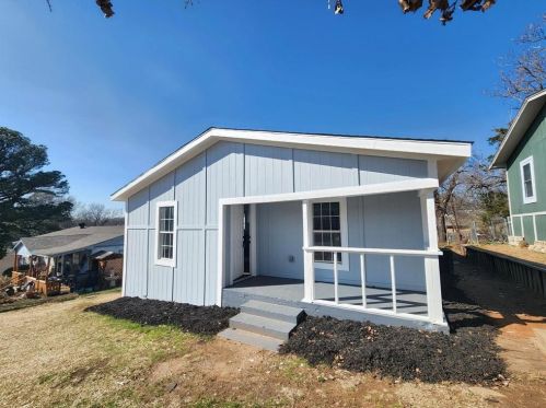 1217 Nelson St, Denison, TX 75020-4215