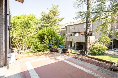 155 Linden Ct, Pittsburgh PA 15237-2623 exterior