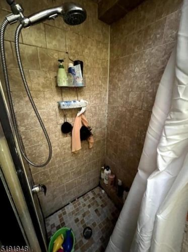 22 Seeley St, Paterson NJ 07501-3112 exterior