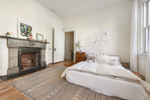 1426 Chateau St, Pittsburgh PA 15233-1242 exterior