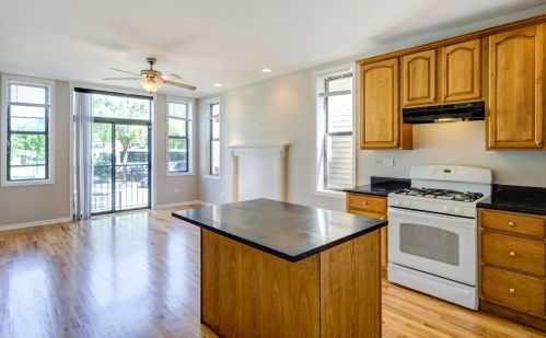 959 51 St, Chicago IL 60609-5124 exterior