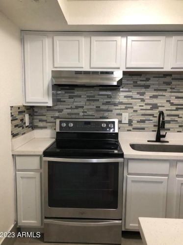 21626 23rd Ave, Phoenix, AZ 85027-2543