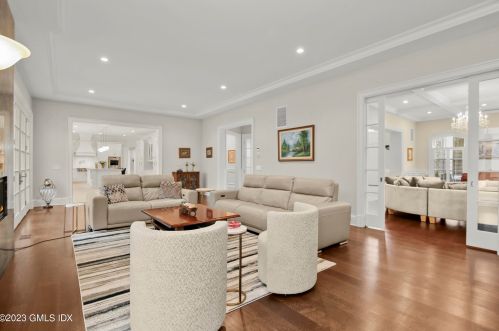 31 Baldwin Farms, Greenwich CT 06831-3307 exterior