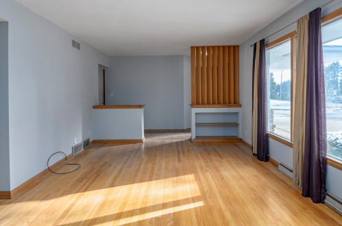 10204 Burleigh St, Milwaukee WI  53222-3304 exterior