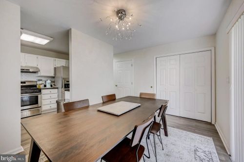 1930 Franklin St, Philadelphia PA 19122-1308 exterior