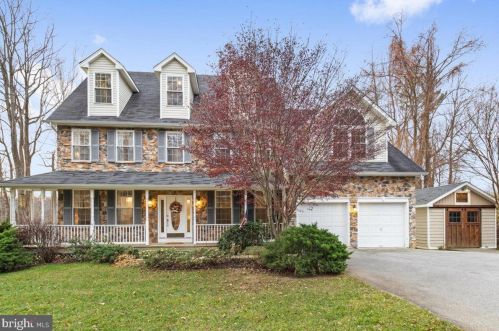 2949 Queensberry Dr, Huntingtown MD 20639-2306 exterior