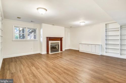 13 Chapman St, Alexandria VA 22301-2202 exterior