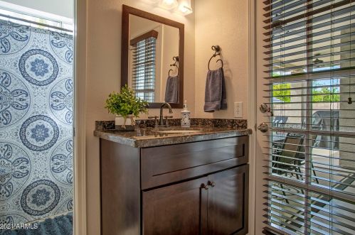 3345 Behrend Dr, Phoenix AZ 85050-1923 exterior