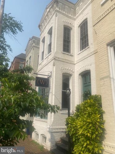 114 Pitt St, Alexandria VA  22314-3112 exterior