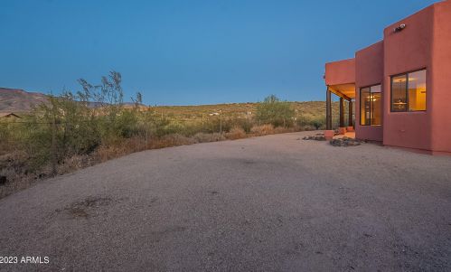 48909 3rd Ave, Phoenix AZ 85027-4700 exterior