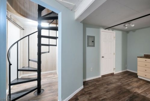 6-16 Blackwell St, Dover NJ 07801-4643 exterior