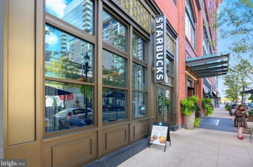 5917 Barbados Pl, Rockville MD 20852-5469 exterior