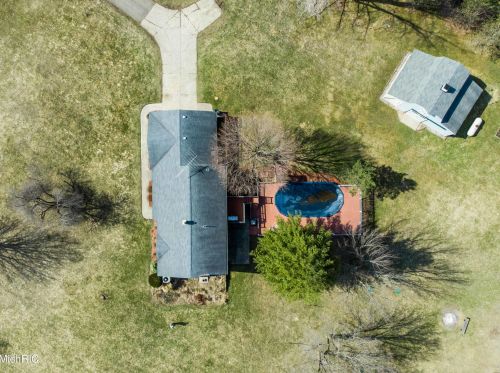 3653 108 St, Byron Township MI 49315-8705 exterior