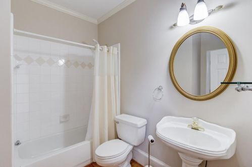 4012 Leprechan Way, Duluth GA 30097-8151 exterior