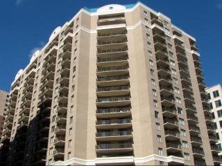 900 Randolph St, Arlington VA  22203-1565 exterior