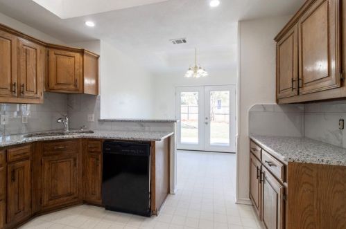 8124 Bobwhite Dr, Frisco TX 75034-4539 exterior