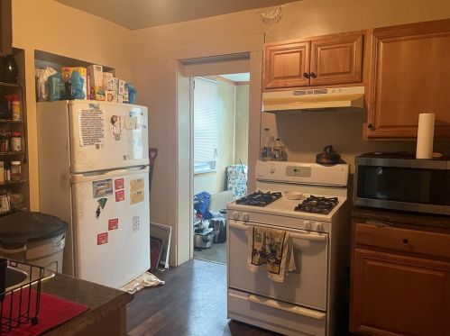 7038 Bennett St, Pittsburgh PA 15208-1369 exterior