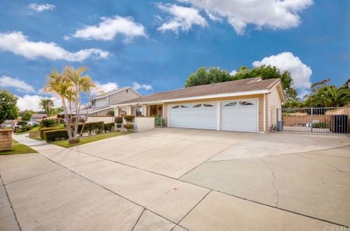 2611 Tiffany Pl, Fullerton, CA 92833-1528