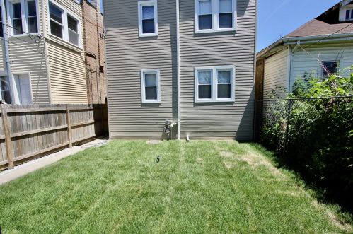 8620 Carpenter St, Chicago IL  60620-3311 exterior